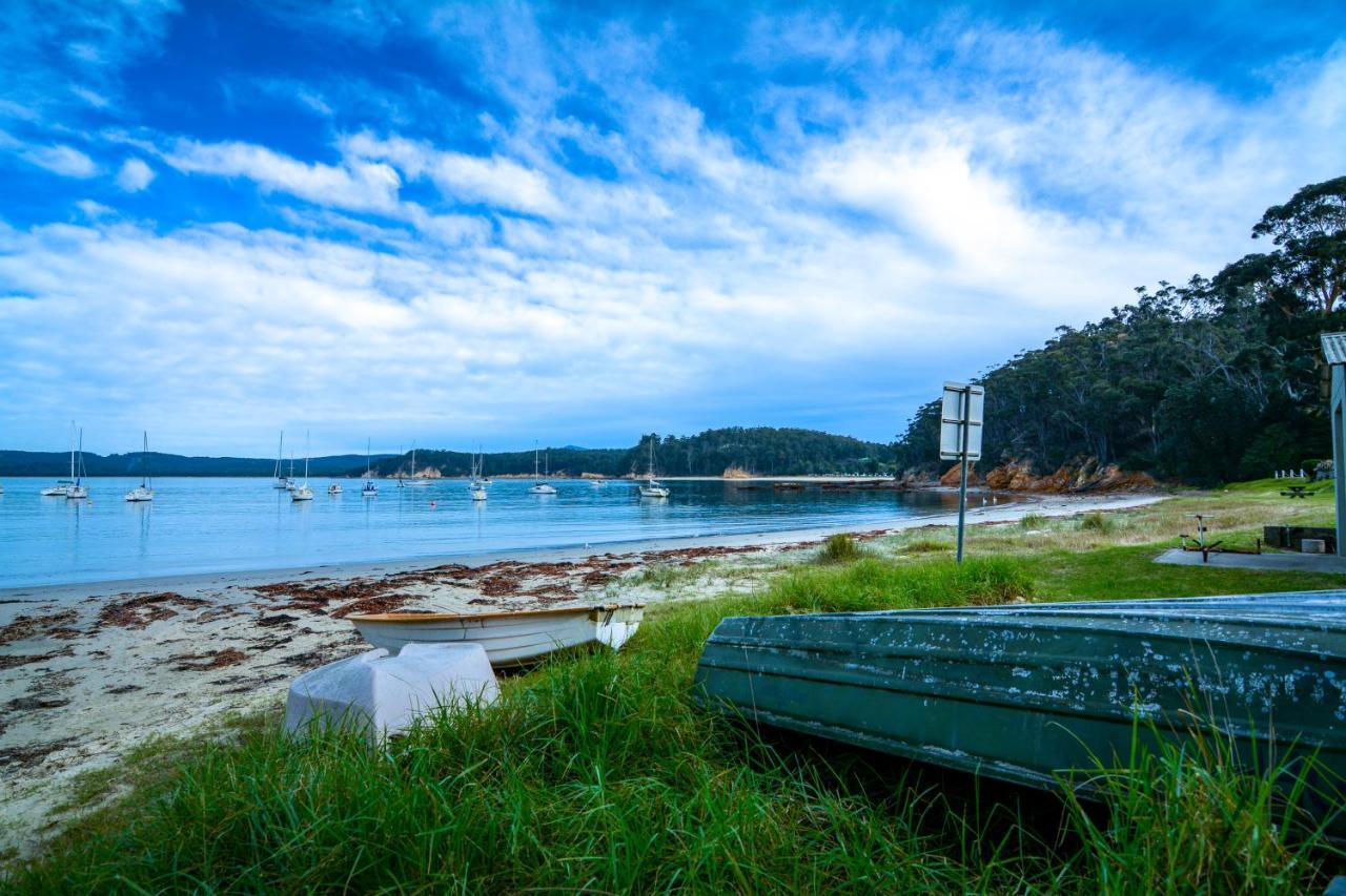 Quarantine Bay Beach Cottages Eden Exterior photo