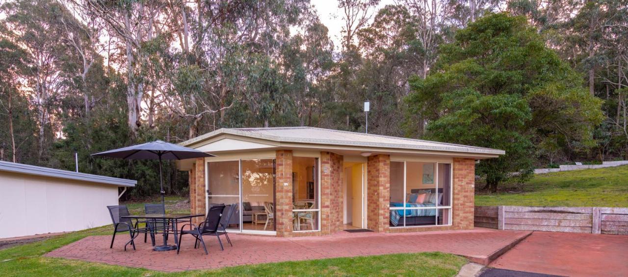 Quarantine Bay Beach Cottages Eden Exterior photo